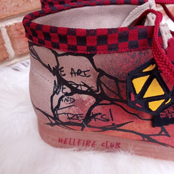 Rare Clarks Original Wallabees Stranger Things Hellfire Club Shoes Men's Size: 8 - Picture 16 of 16